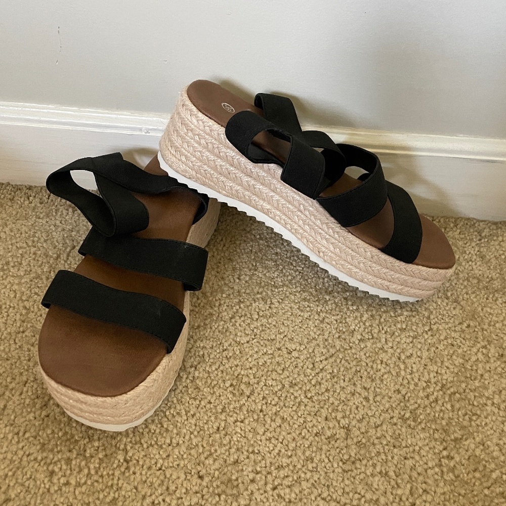 Strap Wedges